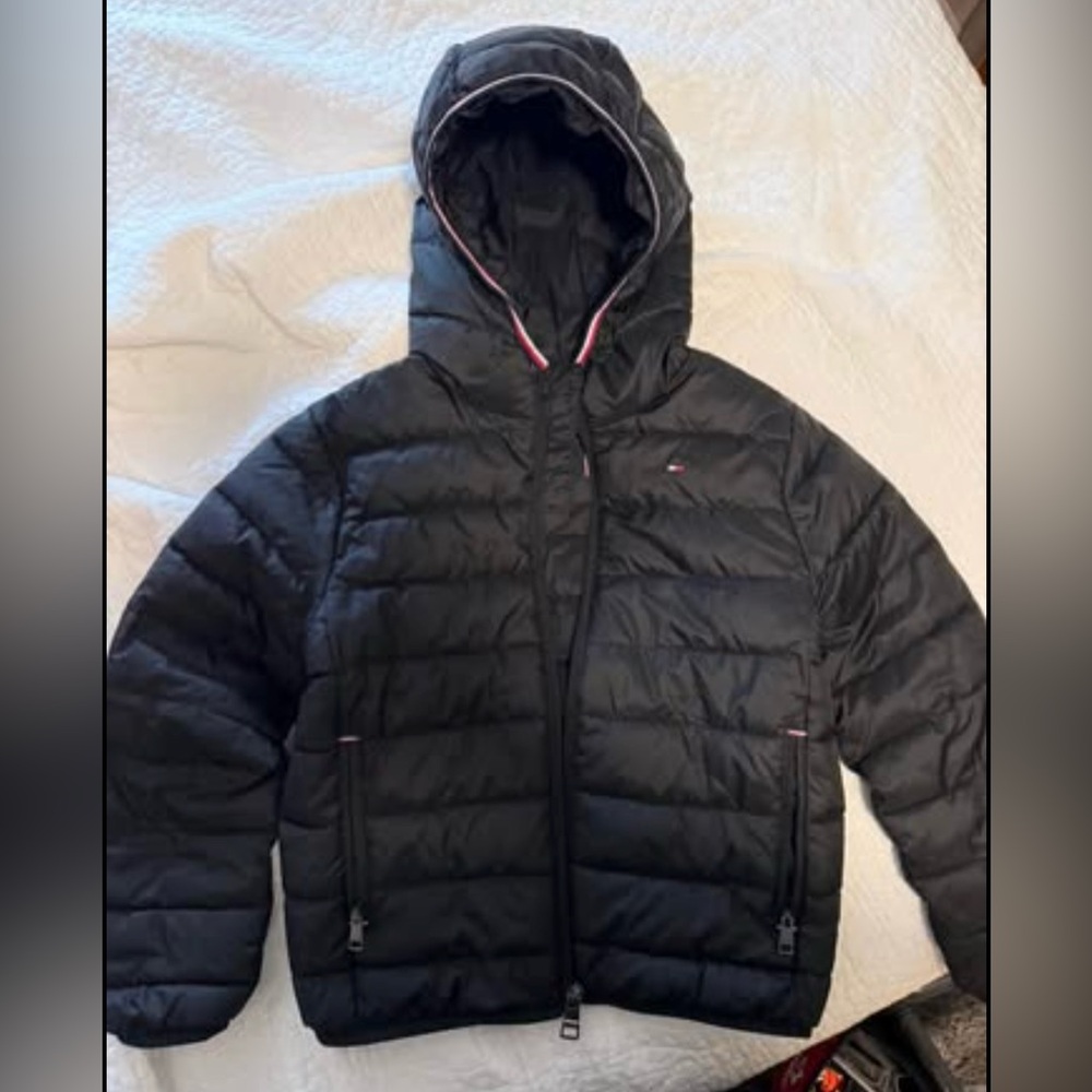 Tommy Hilfiger Kids Puffer Jacket in Black